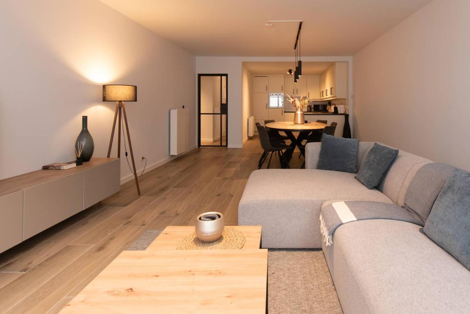 Luxueus, Ruim Appartement Op 350M Van Het Strand Ostend Exterior photo